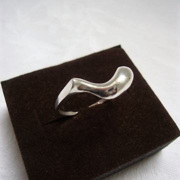 SREBRNI PISTEN 925 - DIZAJNERSKI NEOBIČAN