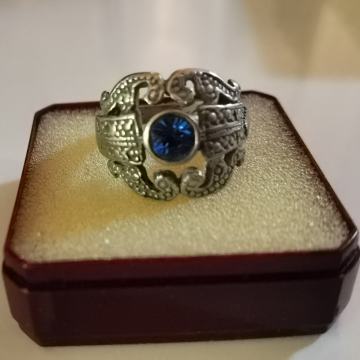 Srebrni prsten - 380 kn