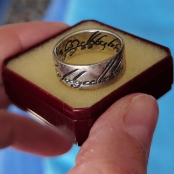 Srebrni prsten - 480 kn