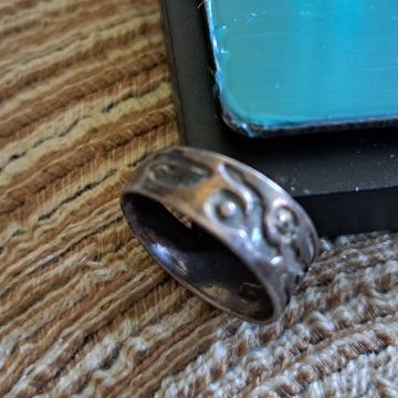 Srebrni prsten (925) 3,36 g