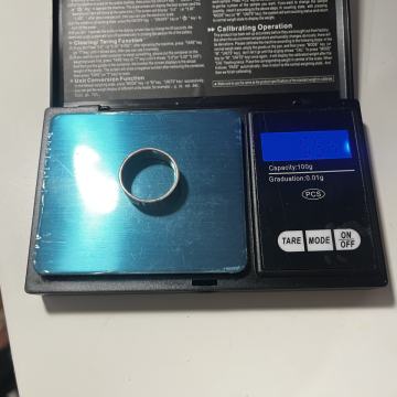 Srebrni prsten (925) 5,54 g