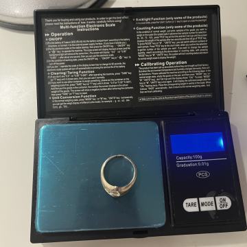 Srebrni prsten (925) 5,63 g