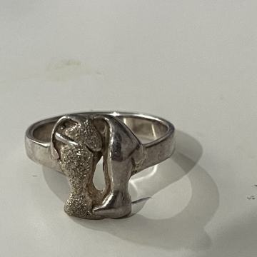 Srebrni prsten (925) 5,64 g