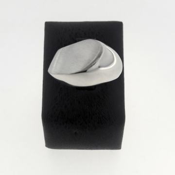 SREBRNI PRSTEN .925 5,7G***DO 12 RATA***, R1, POVOLJNO!