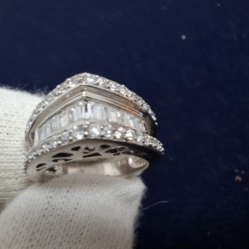 SREBRNI PRSTEN .925 6,16g