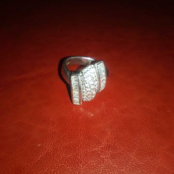 Srebrni prsten sa bijelim kamenjem 925, 18mm, 7g