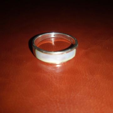 Srebrni prsten sa bijelim kamenom 925, 17mm, 2g