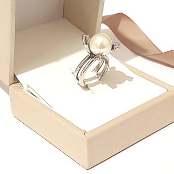 SREBRNI PRSTEN SA BISEROM 8,6G .925 ***DO 24 RATE*** R1!