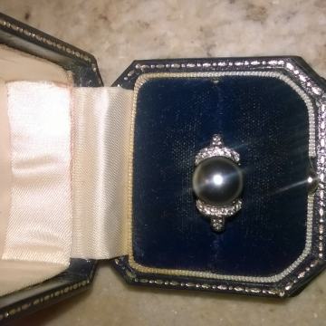 srebrni prsten i naušnice sa hematitom