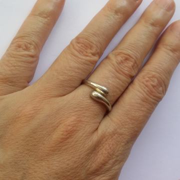 Srebrni prsten + srebrni privjesak na poklon!