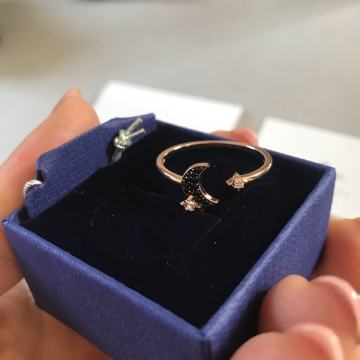 Swarovski prsten vel. 60 Moon and Star NOVO!