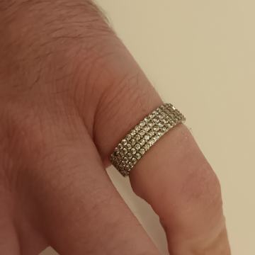 Swarovski prsten ( oštećen )