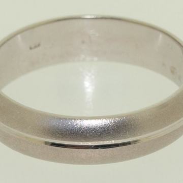 VJENČANI PRSTEN ZLATO 14K (585) 4,44 grama NOVO