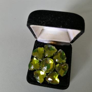 ZELENI SJAJNI PRSTEN