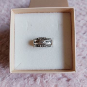 Zenski srebrni prsten Srebro