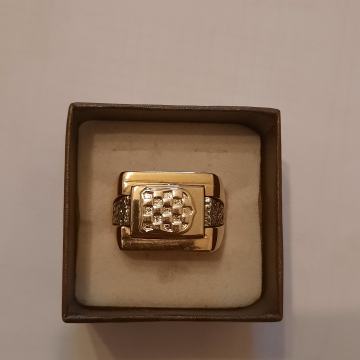 Zlatni masivni pečatnjak