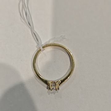 ZLATNI PRSTEN 14K SA BRILJANTOM