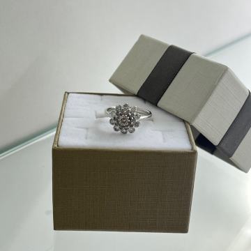 ZLATNI PRSTEN 18K / BRILIJANTI