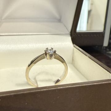 ZLATNI PRSTEN 3.04G 18K BRI 0,15CT VS1