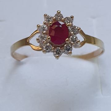 Zlatni prsten 585 sa rubinom
