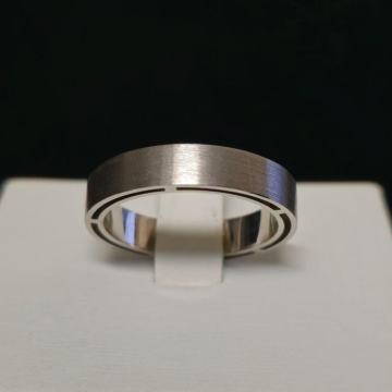 ZLATNI PRSTEN 6,73G (14K) / R1, RATE !