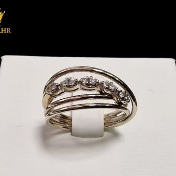 ZLATNI PRSTEN .750 SA DIJAMANTIMA 0.10ct / R1, RATE !!