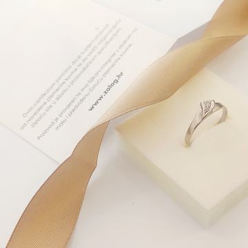 ZLATNI PRSTEN BIJELO ZLATO 14K 1,76G ***DO 24 RATE*** R1!
