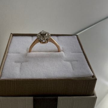 ZLATNI PRSTEN BRILJANTI