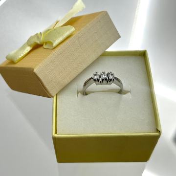 ZLATNI PRSTEN SA BRILJANTIMA