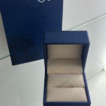 ZLATNI PRSTEN SA BRILJANTIMA