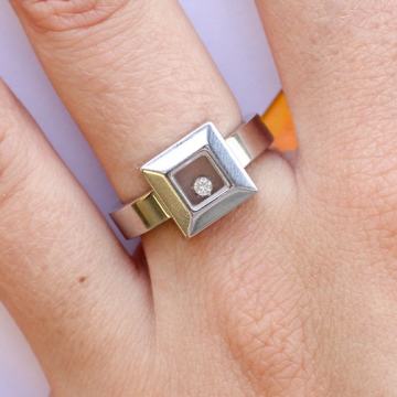 CHOPARD ZLATNI PRSTEN S DIJAMANTOM 18K (750) NOVO • GOLD SHOP •