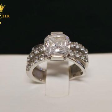 ZLATNI PRSTEN14K 6.70g / R1, RATE!
