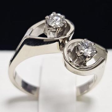 ZLATNI PRSTEN S DIJAMANTIMA 0.30ct 14K / R1, RATE !