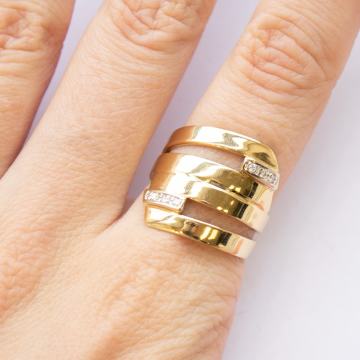 ZLATNI PRSTEN S DIJAMANTIMA 18K (750) 3,96 grama NOVO • GOLD SHOP •