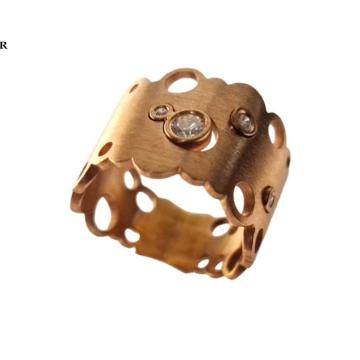 ZLATNI PRSTEN S DIJAMANTIMA 18K / R1, RATE !