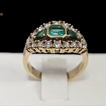 ZLATNI PRSTEN S DIJAMANTIMA 0,54ct / R1, RATE !