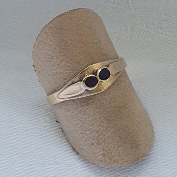 Zlatni prsten granati 585 ili 14 kt staro zlato