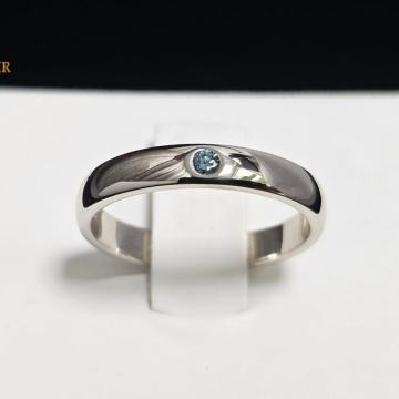 ZLATNI PRSTEN S PLAVIM DIJAMANTOM 0.025ct 14K / R1, RATE !