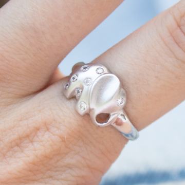 ZLATNI PRSTEN SLONIĆ S CIRKONIMA 14K (585) 3,72g NOVO • GOLD SHOP •