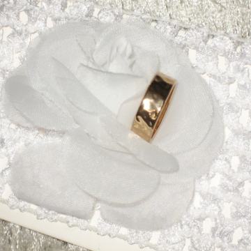 BOJA ZLATA PRSTEN VEL. M - NOVO