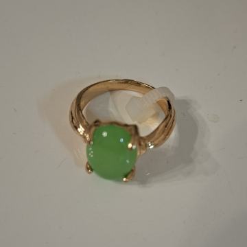 ZLATNI PRSTEN S ZELENIM KAMENOM - NOVO