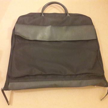 Cerruti torba za odijelo ,13€