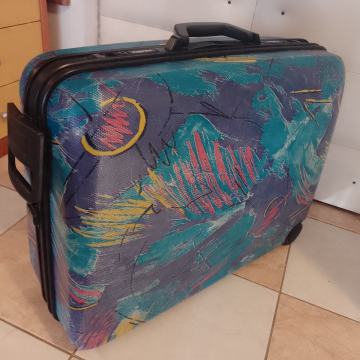 Couroer 53x68x22 putni tvrdi kofer kvalitetan ispravan i lijep