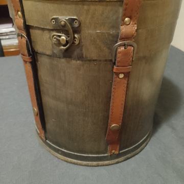 Koferi retro za šešir 23x26 cm i 28x30 cm kvalitetni