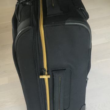 Kofer Samsonite zapremnine 54l