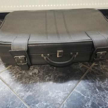 Kožna putna torba (kofer)