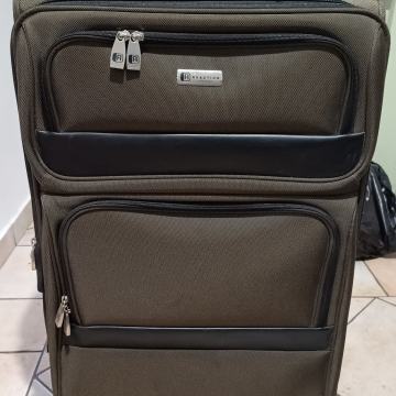 Kvalitetan brendirani veliki kovčeg Kenneth Cole