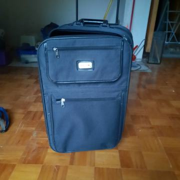 manji kofer na  kotaciće