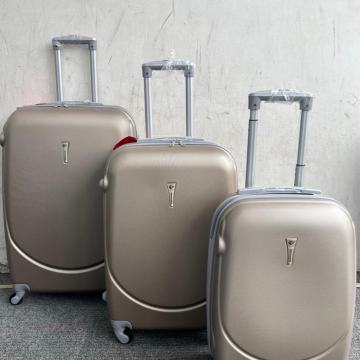 Novi zapakirani plasticni tvrdi koferi akcija set 100€ fixno