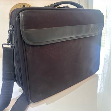 Poslovna putna torba